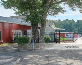 Photo 3 of My Garage Self Storage - 17439 Hwy 155 South, Flint, TX