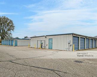 Photo 4 of Eau Claire Stor-All - 3710 Cardinal Avenue, Eau Claire, WI