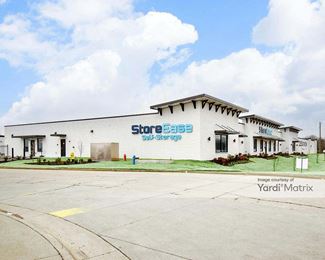 Photo 4 of StoreEase Self Storage - 1141 Murfreesboro Pkwy, Lebanon, TN