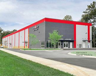 Photo 4 of Store Space Self Storage - 5610 Blountstown Hwy, Tallahassee, FL