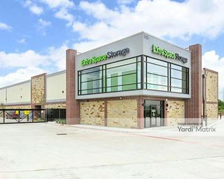Photo 5 of Extra Space Storage - 1101 Lake Olympia Pkwy, Missouri City, TX