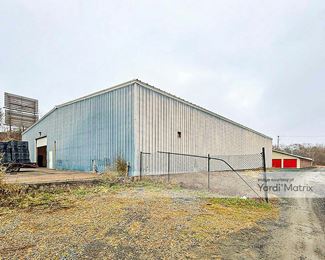 Photo 6 of Big River Self Storage - 631 East Madison Street, Eau Claire, WI