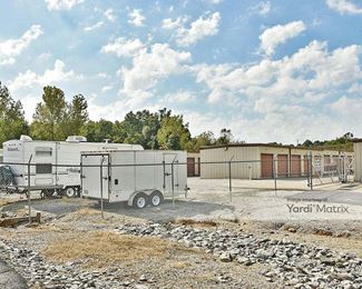 Photo 5 of Budget Storage - 734 East Main Street, Glasgow, KY