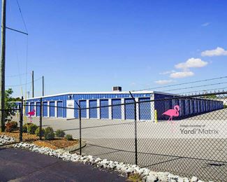 Photo 3 of Hollywood Self Storage - 2016 Hollywood Drive, Jackson, TN