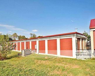 Photo 3 of Storplace Self Storage - 1628 Campbell Lane, Bowling Green, KY