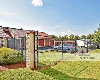 Photo 4 of Storplace Self Storage - 1628 Campbell Lane, Bowling Green, KY