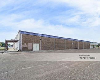 Photo 1 of West Memphis Storage - 500 West Broadway, West Memphis, AR