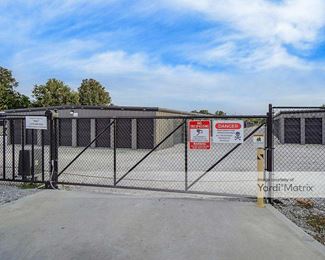 Photo 5 of Premier Storage - 21112 Wade Road, Springdale, AR