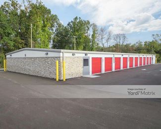 Photo 3 of CubeSmart Self Storage - 37270 Northline Road, Romulus, MI