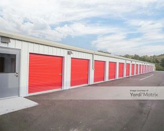 Photo 4 of CubeSmart Self Storage - 37270 Northline Road, Romulus, MI
