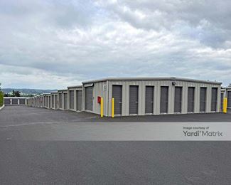 Photo 4 of FreeUp Storage - 33710 State Route 20, Oak Harbor, WA