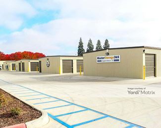 Photo 3 of Master Storage - 1219 East Dinuba Avenue, Reedley, CA