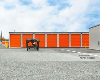 Photo 3 of Porterville Storage - 310 West Gibbons Avenue, Porterville, CA