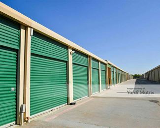 Photo 1 of Del Mar Mini Storage - 7611 North Bartlett Avenue, Laredo, TX