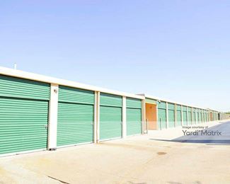 Photo 5 of Del Mar Mini Storage - 7611 North Bartlett Avenue, Laredo, TX