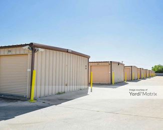 Photo 2 of Store It All Self Storage - 5602 Cerrito Prieto Court, Laredo, TX