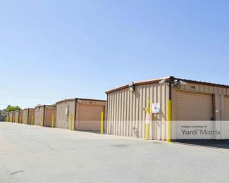 Photo 4 of Store It All Self Storage - 5602 Cerrito Prieto Court, Laredo, TX