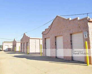 Photo 2 of Sandoval Storage - 602 Shiloh Drive, Laredo, TX