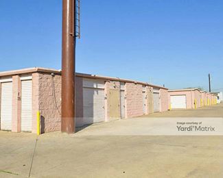 Photo 4 of Sandoval Storage - 602 Shiloh Drive, Laredo, TX