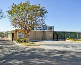 Photo 2 of South Meadow Self Storage - 1320 South Meadow Street, Laredo, TX