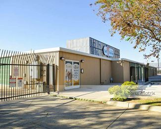 Photo 4 of South Meadow Self Storage - 1320 South Meadow Street, Laredo, TX