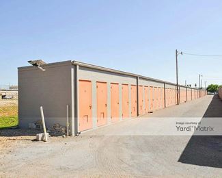 Photo 4 of Stor-More - 1506 Industrial Blvd, Laredo, TX