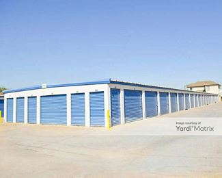 Photo 4 of Store It All Self Storage - 611 Gale Street, Laredo, TX