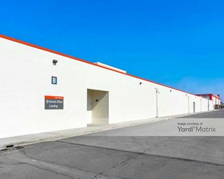 Photo 4 of Public Storage - 7660 Balboa Blvd, Van Nuys, CA