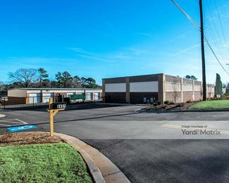 Photo 2 of Space Shop Self Storage - 6401 McEver Road, Flowery Branch, GA