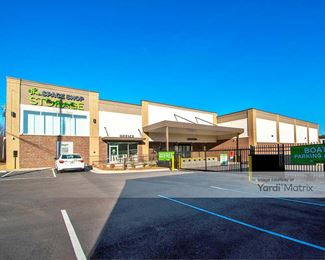 Photo 3 of Space Shop Self Storage - 6401 McEver Road, Flowery Branch, GA