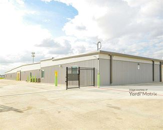 Photo 2 of Extra Space Storage - 7730 West US Highway 90, San Antonio, TX