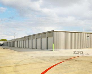 Photo 6 of Extra Space Storage - 7730 West US Highway 90, San Antonio, TX