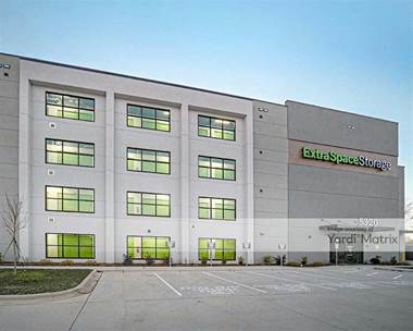 Storage Units for Rent available at 5320 East Independence Blvd, Charlotte, NC 28212