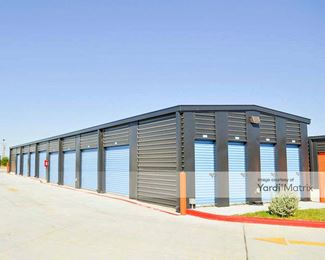 Photo 5 of Guardia Storage - 210 Cuatro Vientos Road, Laredo, TX