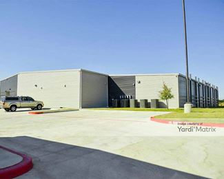 Photo 6 of Guardia Storage - 210 Cuatro Vientos Road, Laredo, TX