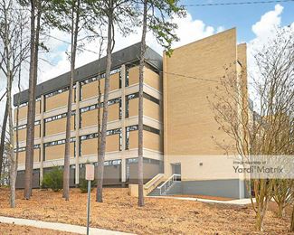 Photo 3 of CubeSmart Self Storage - 5715 Glenwood Avenue, Raleigh, NC