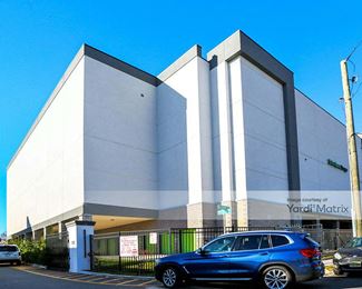 Photo 4 of Extra Space Storage - 165 Division Street, Elizabeth, NJ