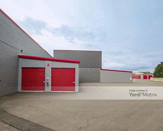 Photo 5 of Devon Self Storage - 31475 Utica Road, Fraser, MI