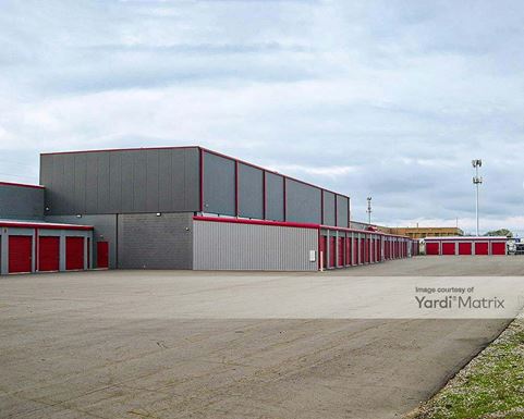 Photo 6 of Devon Self Storage - 31475 Utica Road, Fraser, MI