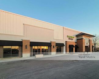 Photo 2 of Extra Space Storage - 66 Orland Square Drive, Orland Park, IL