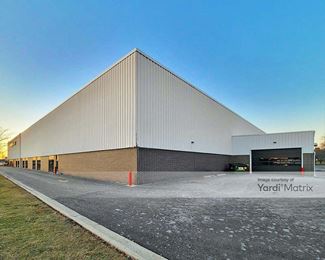 Photo 4 of Extra Space Storage - 66 Orland Square Drive, Orland Park, IL