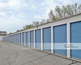 Photo 2 of Five Star Storage - 3000 South 38th Street, Grand Forks, ND
