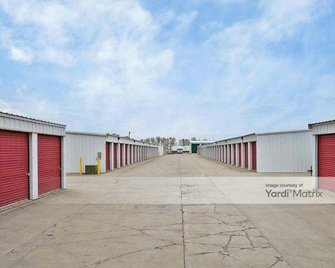 Photo 6 of Five Star Storage - 5118 Gateway Drive, Grand Forks, ND