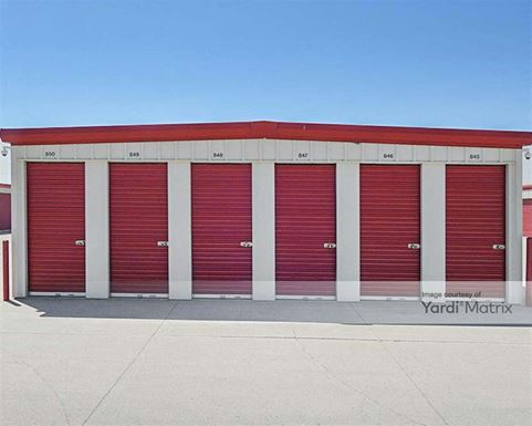 Photo 6 of Windsor Storage - 4439 Memorial Hwy, Mandan, ND