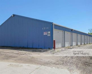 Photo 4 of Z-s Storage Rentals - 1709 Park Avenue, Bismarck, ND