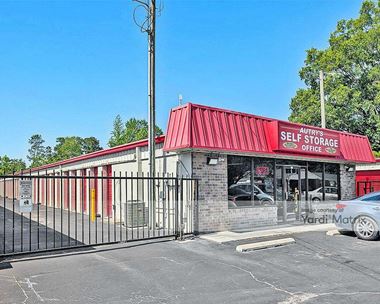 Storage Units for Rent available at 1 Bailey Drive, Jacksonville, NC 28540
