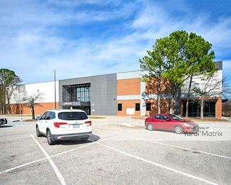 Photo 2 of Snapbox Self Storage - 5112 West Mercury Blvd, Newport News, VA