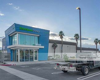 Photo 2 of Extra Space Storage - 81163 Indio Blvd, Indio, CA