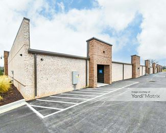 Photo 4 of Storelocal Storage - 1024 Parkway Drive, Spring Hill, TN