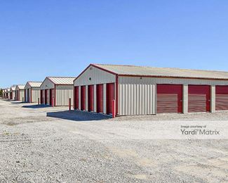 Photo 3 of Sardinia Store-Lock - 6844 Kay Road, Sardinia, OH